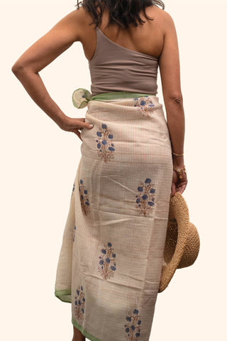 Selina Sarong