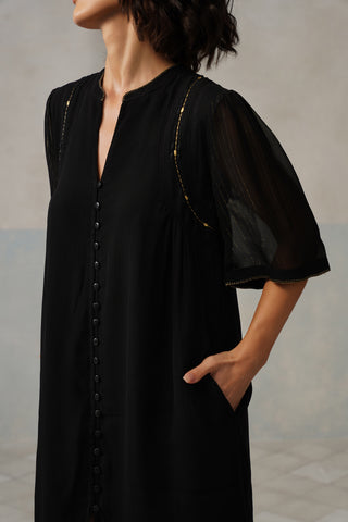 Traverse Button Down Dress